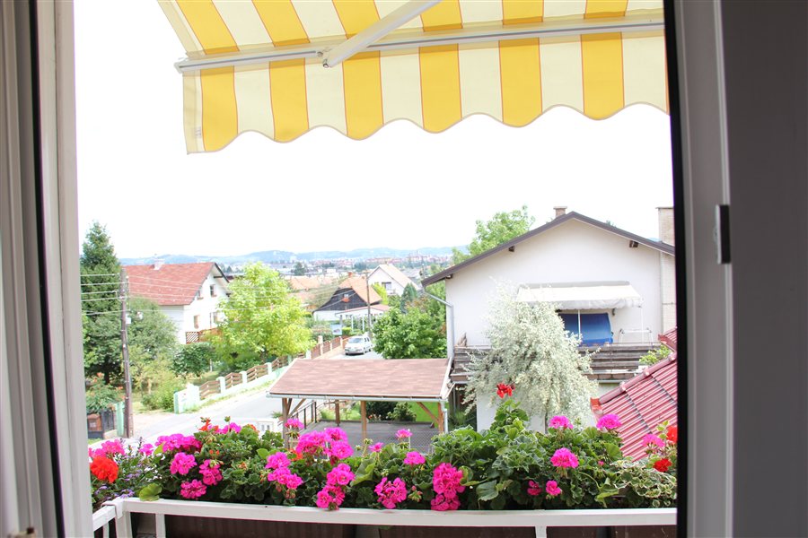 Apartma – pogled z balkona