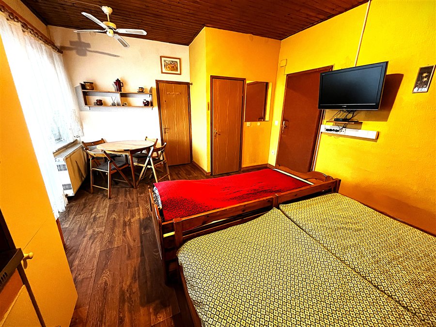 Apartma – spalni in jedilni del